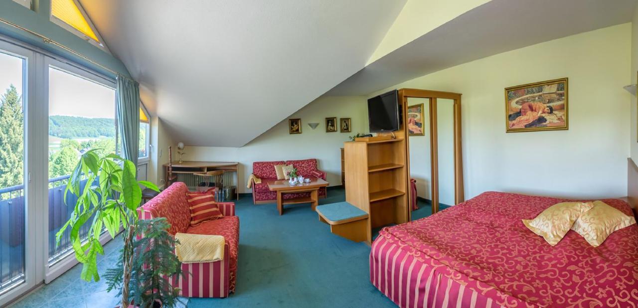 Hotel-Restaurant Lindenhof Kreuzwertheim Экстерьер фото
